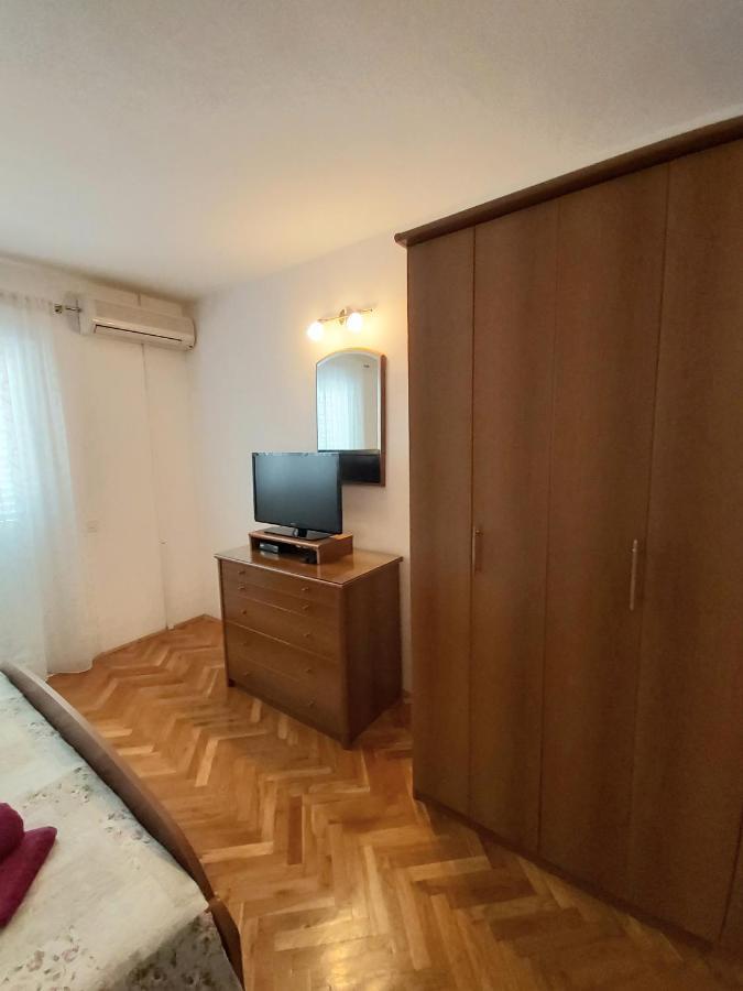 Apartments Marija Brela Exterior photo