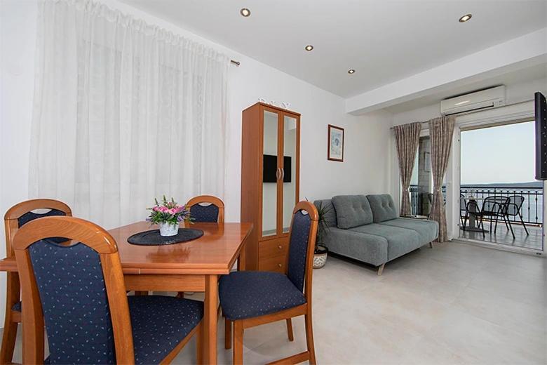 Apartments Marija Brela Exterior photo